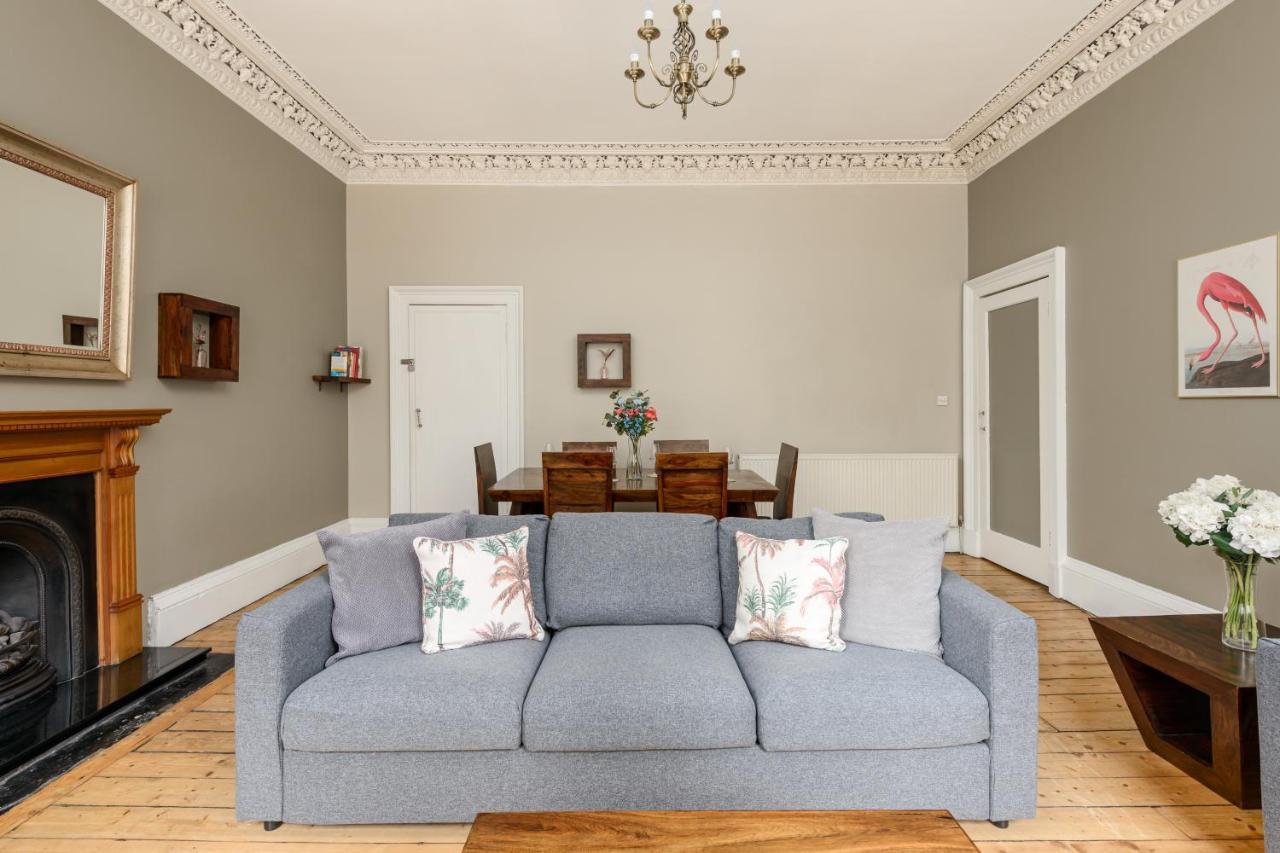 2 Bed Old Town Apartment - Next To Castle — Photos 1